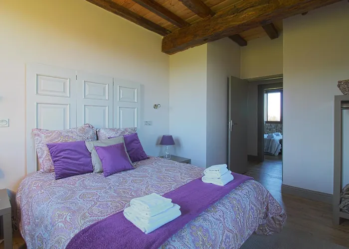 Casona Alto Sarracin بيت للعطل